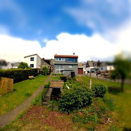 Ferienhaus Zum Hochstein Ettringen  Luaran gambar